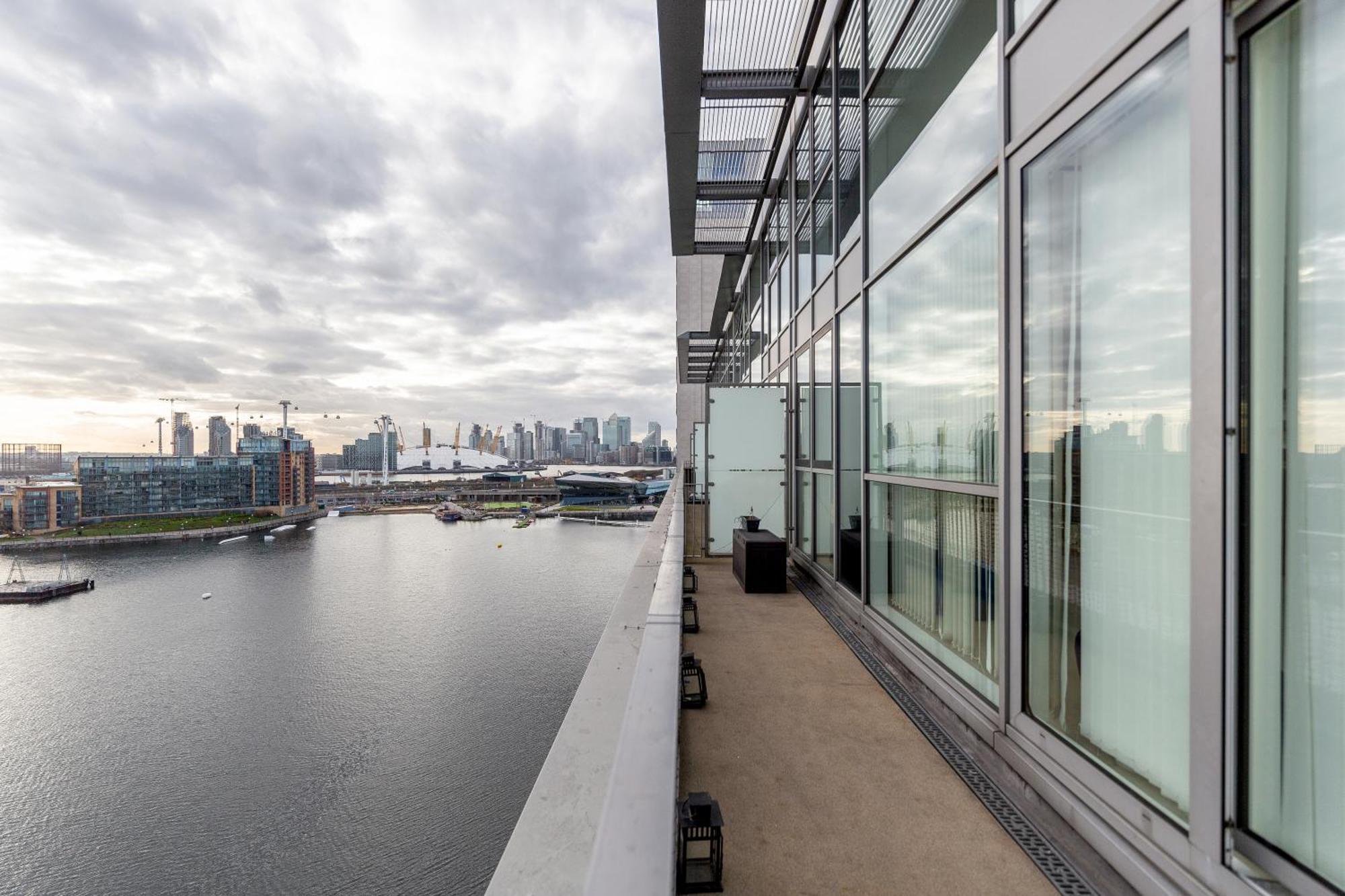 Excel Dock Apartments London Exteriör bild